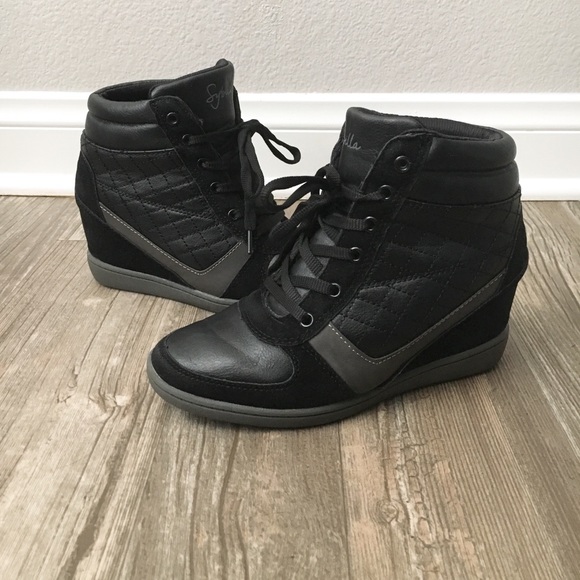 Sybilla Shoes - Sybilla Black Lace Up Wedge Sneakers Quilted